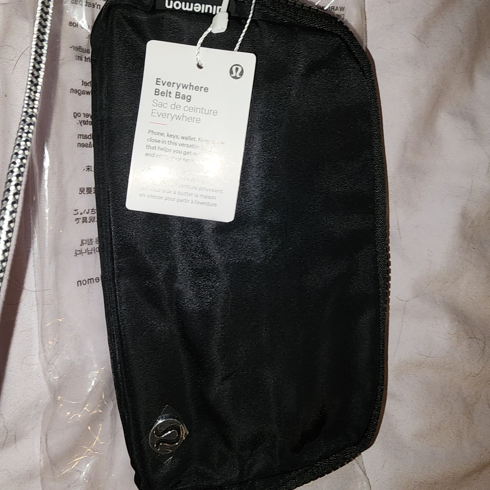 Lululemon Black Everywhere Belt Bag